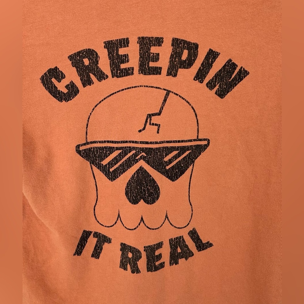 ✨Kid’s Halloween Skull Tee. “Creepin’ It Real” in Orange and Black. Size 8✨‎ - Picture 7 of 7